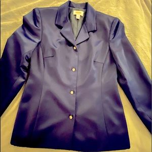 Size 4 women’s blazer